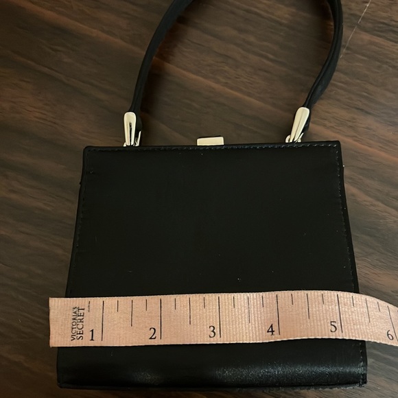 Nine West Hand Bag - Picture 5 of 7